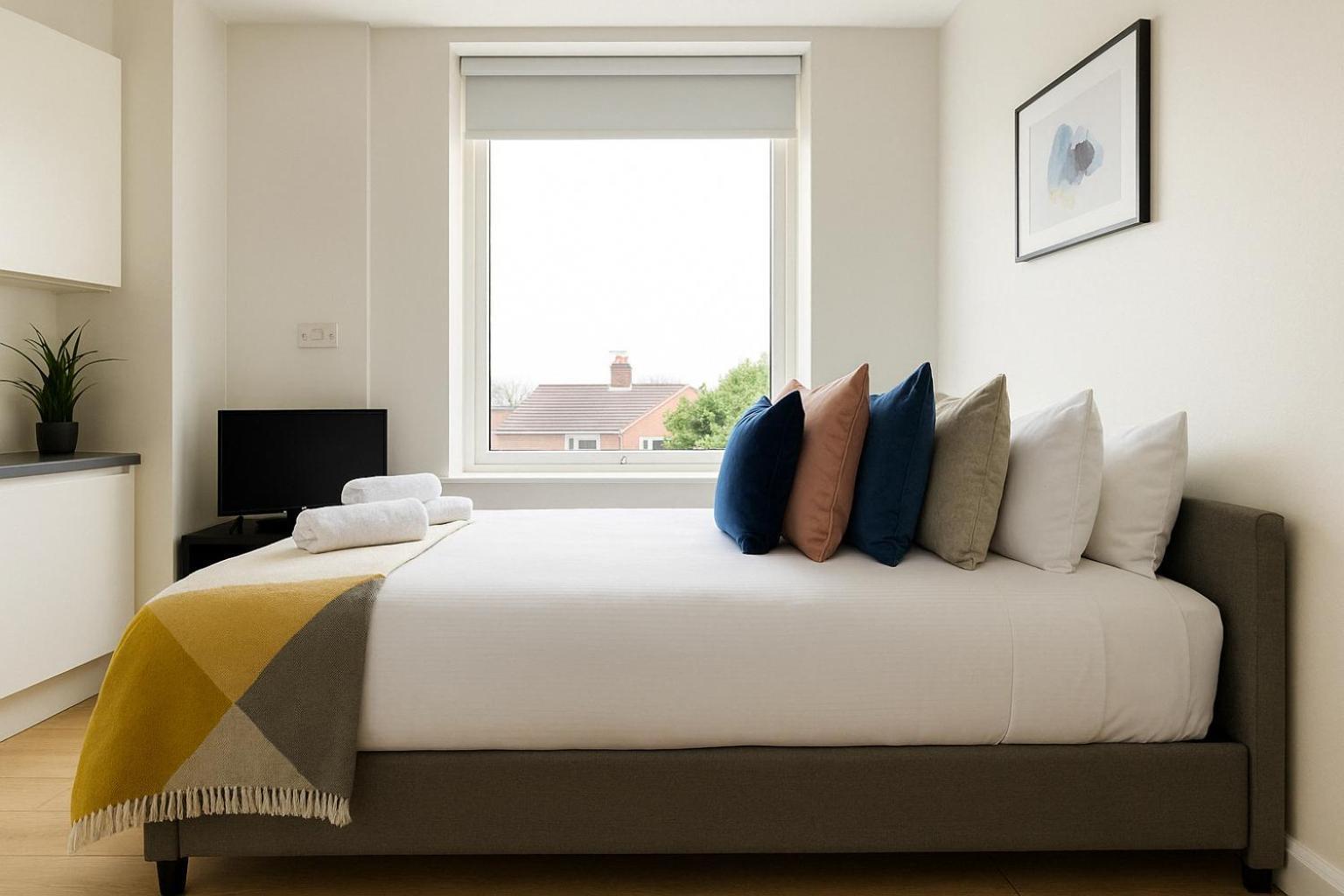 Bright Studio Flat - Walk To River Thames & Kingston Town Surbiton Exterior foto